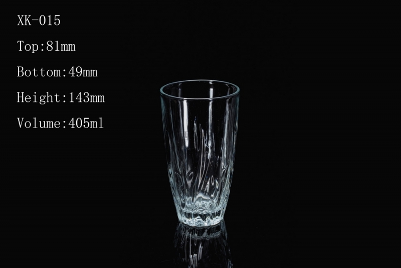 盛夏饮用水比较安全，选择合适的杯子、玻璃杯和陶瓷杯